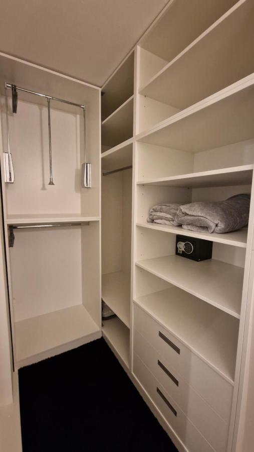 Studio Apartman Suburban Visnjevac ภายนอก รูปภาพ