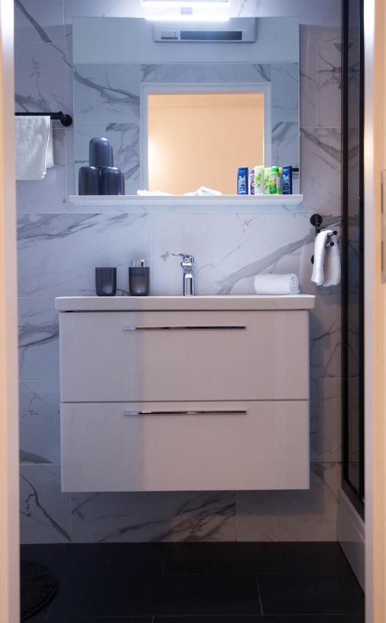 Studio Apartman Suburban Visnjevac ภายนอก รูปภาพ